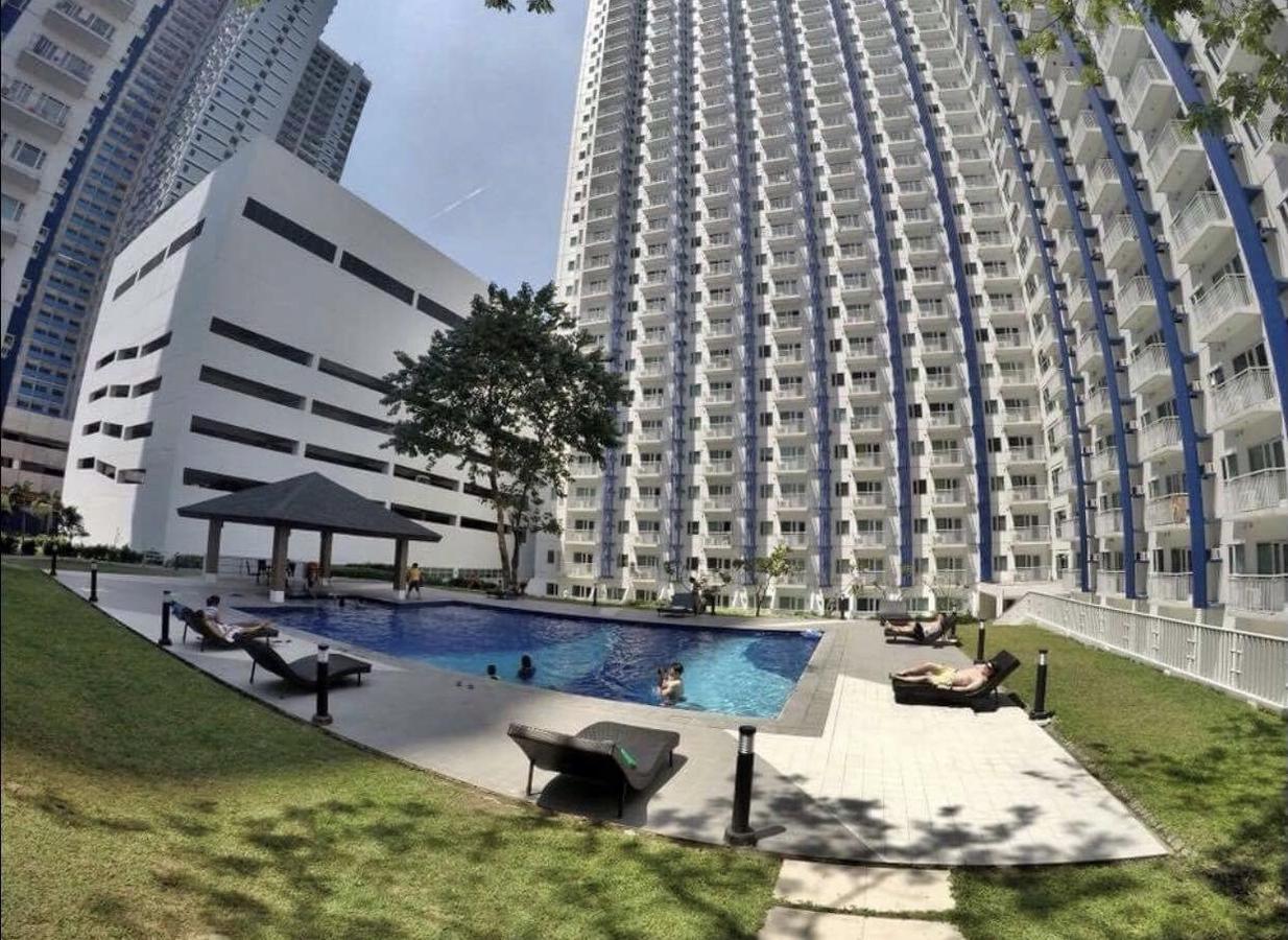 Grass Residences Tower 5 マニラ市 エクステリア 写真